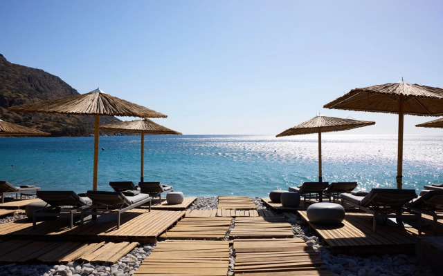 Cayo Exclusive Resort & Spa