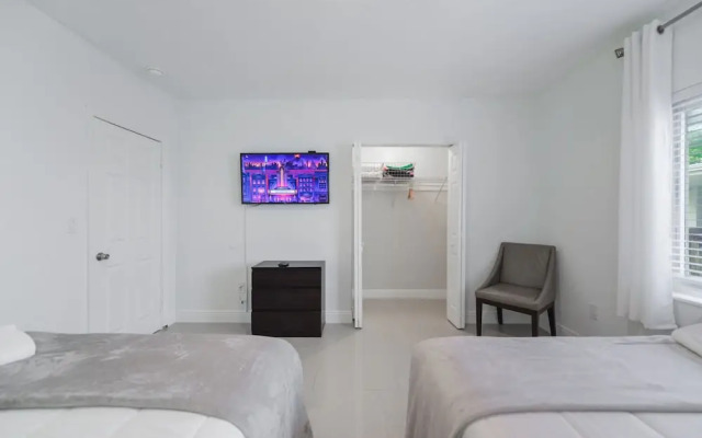 Peaceful Comfort: Comfortable Miami Home