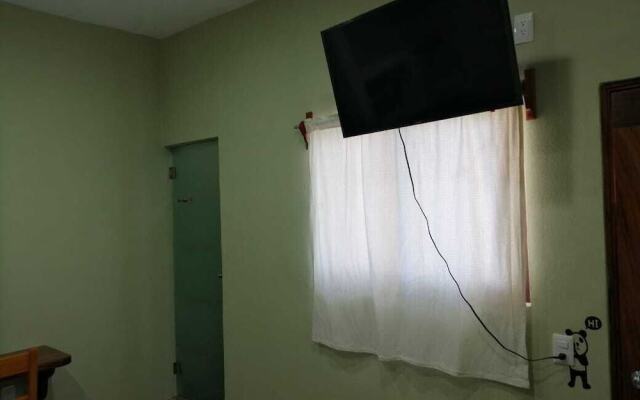 El Cihualteco Hotel Restaurante Bar