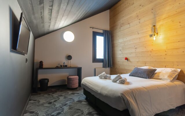 Cristal Lodge by Daddy Pool - TerresenS