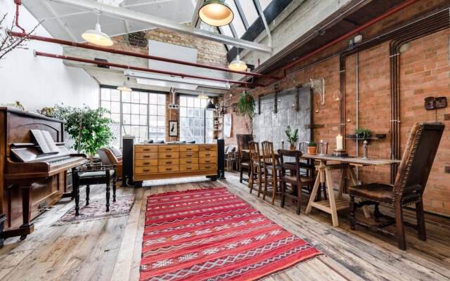 Spacious Loft In Hackney