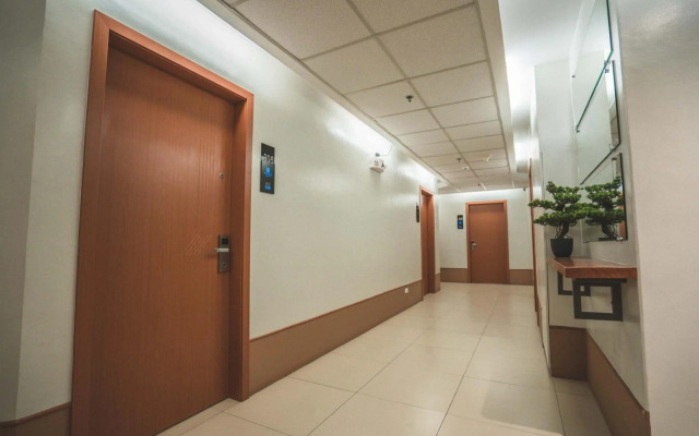 Henia Hotel