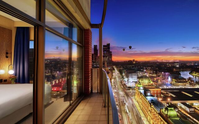 DoubleTree by Hilton Hotel Melbourne - Flinders Street