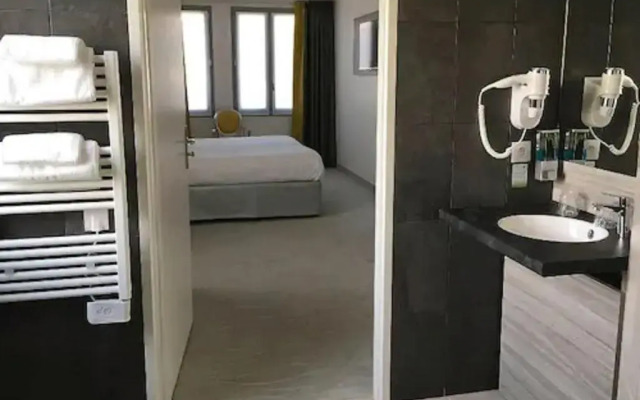 Hôtel Versailles Chantiers