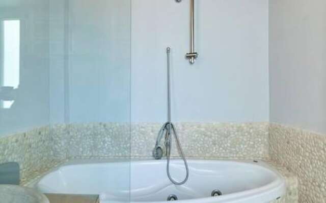 Mon3 The Magnificent Flat 1 Parthenon
