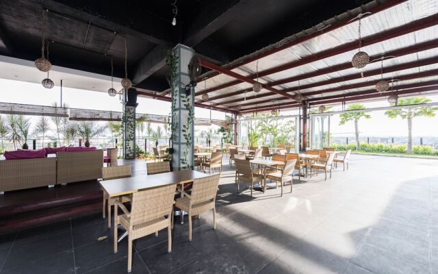 Airy Tengah Merdeka Barat 428 Pontianak