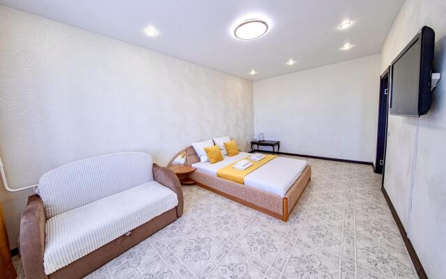 Apartment Four Seasons md. Mirny 6/3