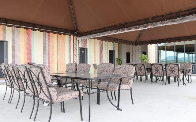 Pet Rainbow Maison Resort Hotel