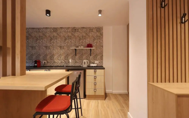 Grandstay Studios 102
