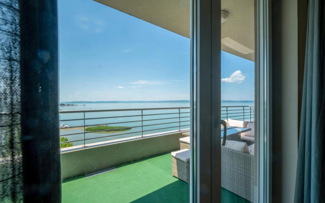 Club 218 Wellness Petra Apartman