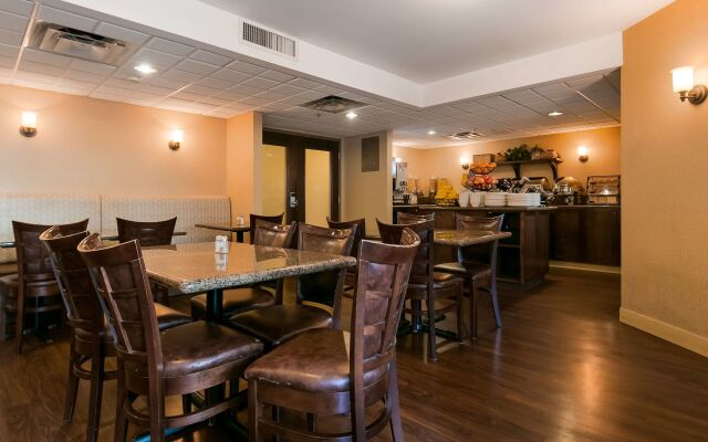 Best Western Plus Banff International Lodge