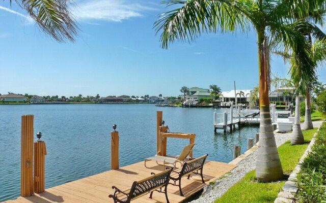Waterfront Home With Views, Pool and Walk to Beach