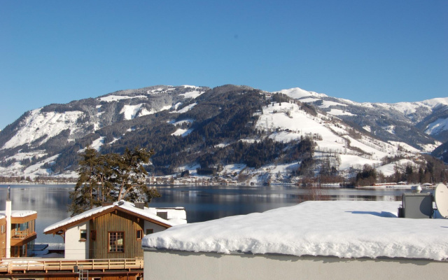 Penthouse A Zell am See With Lake View