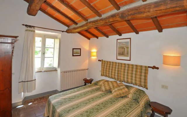 Borgo Elena