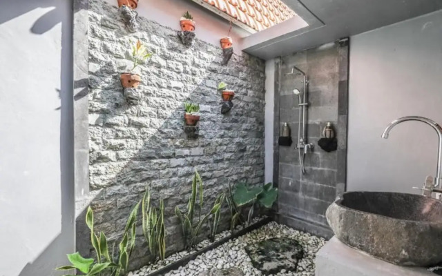 The Box Paradise Bungalow