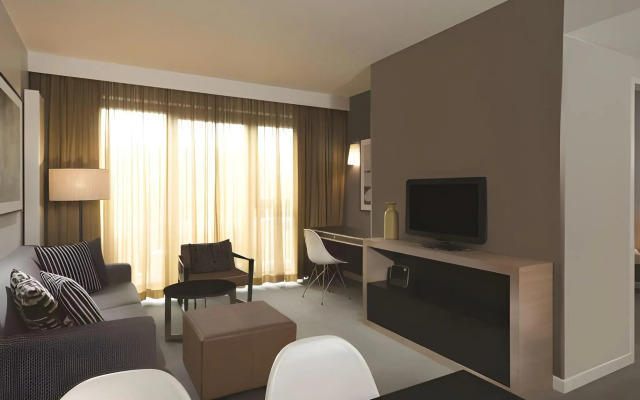 Adina Apartment Hotel Hamburg Michel