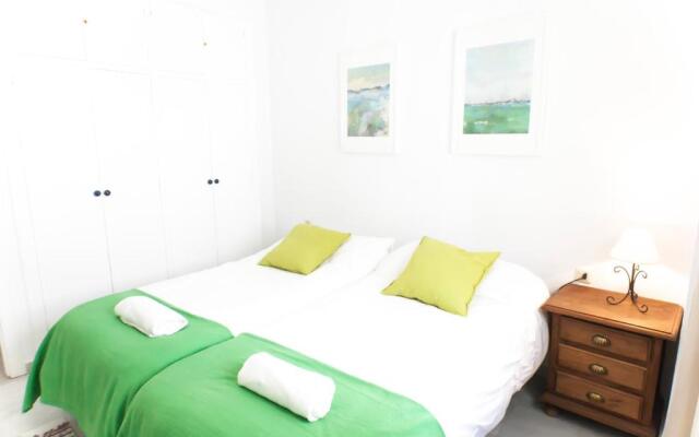 Archeros Suite by Valcambre