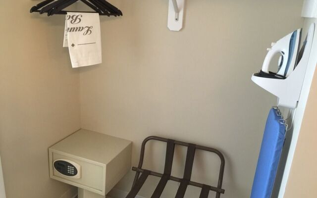 Brighton Suites Hotel