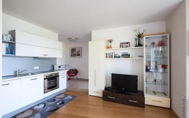 Lakeside Apartments - Adults Only