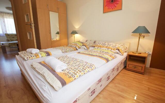 Zoli Apartmanok-Bródy 51-53