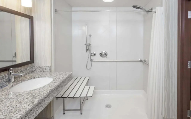 Wingate By Wyndham Tulsa