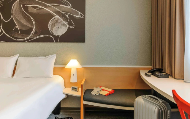 ibis Luebeck City