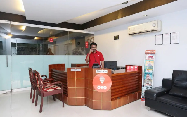 OYO 10611 Hotel Malabar Illam