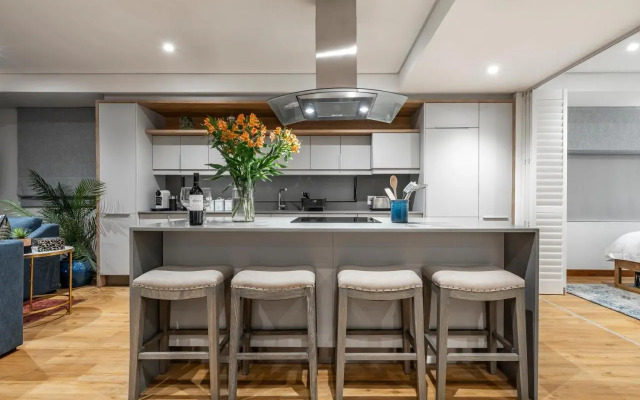 17 Marine - 3Bedroom Sea-Facing Apt101