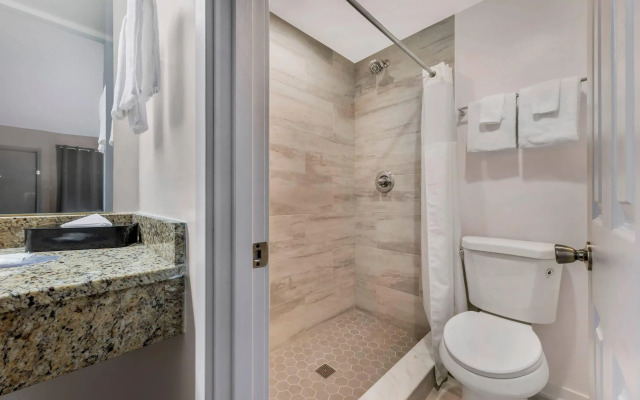 Rodeway Inn Lyons - La Grange