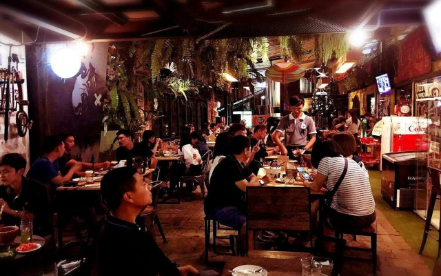 The b Ranong Trend Hotel