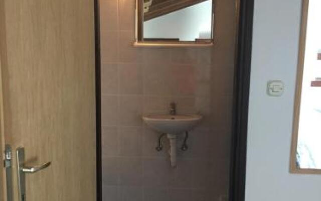 Boutique House Djaki