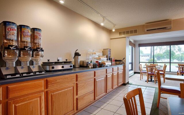 Best Western Baraboo Inn