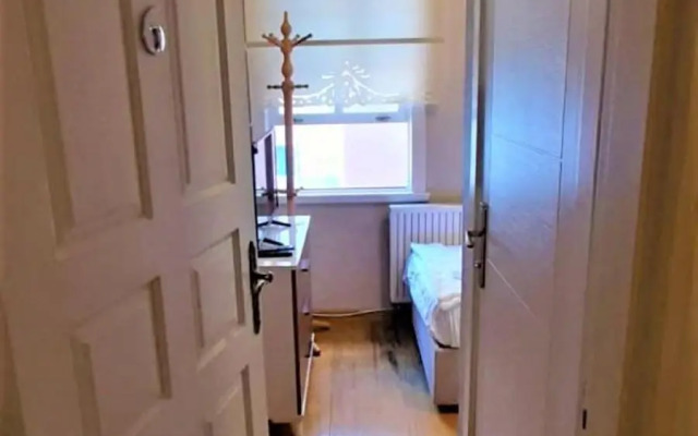 Valentine Suites Hotel