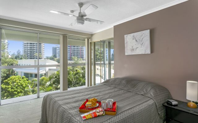 Surfers Beachside Holiday Apartments