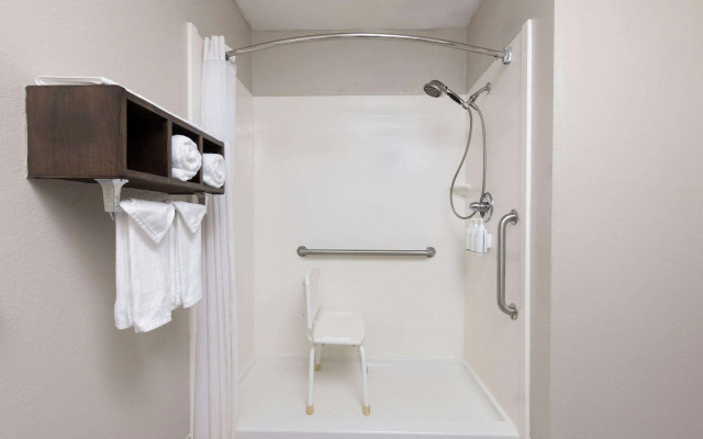 Days Inn by Wyndham Miami
