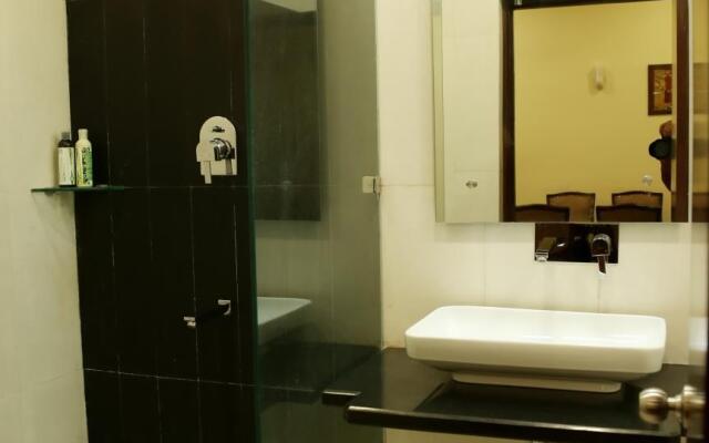 Avadh Hotel & Banquets