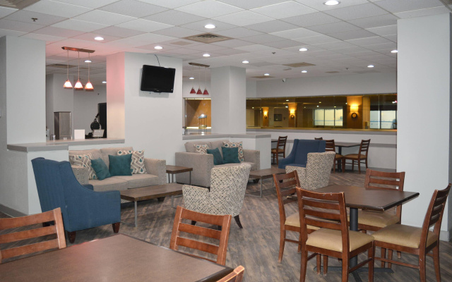Suburban Studios East Syracuse Carrier Circle