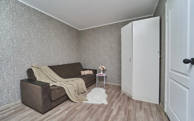 СУТКИ В КРД на улице Генерала Трошева 17