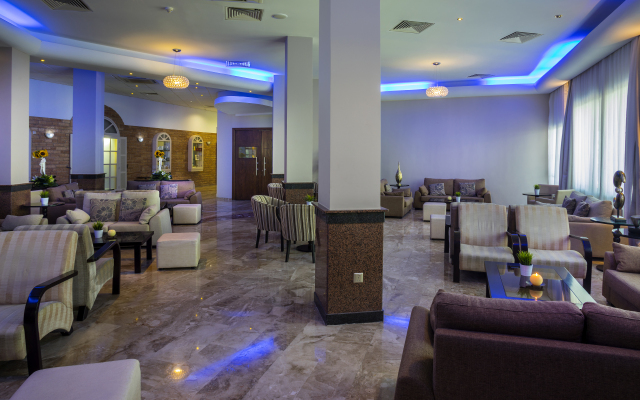 Pavlo Napa Beach Hotel