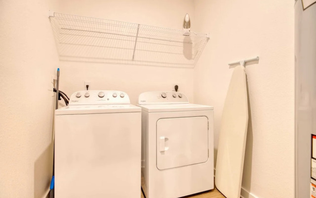 Grand Two Bedroom Two Bathroom Apartment with Balcony by The Scholar