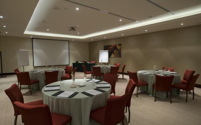 Holiday Inn Al Khobar - Corniche, an IHG Hotel