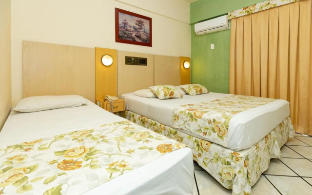 Yak Beach Hotel Ponta Negra