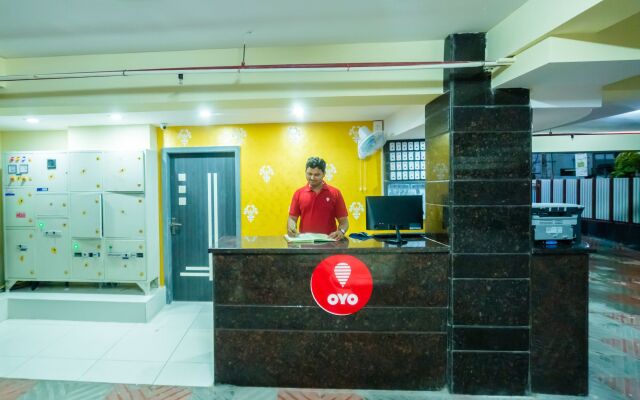 OYO Flagship 9352 Hotel SRC Grand