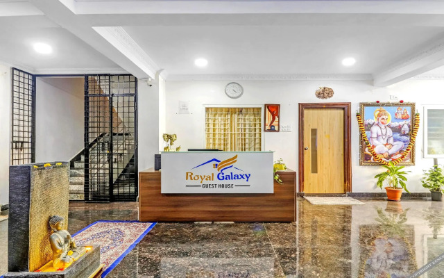 Itsy By Treebo - Royal Galaxy Kukatpally