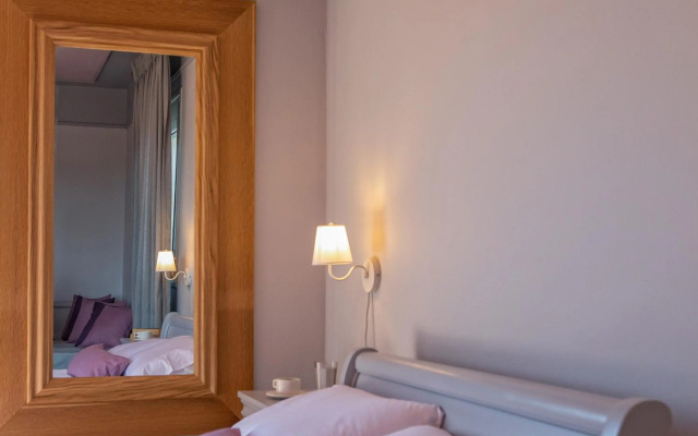 Pelagos Apartments