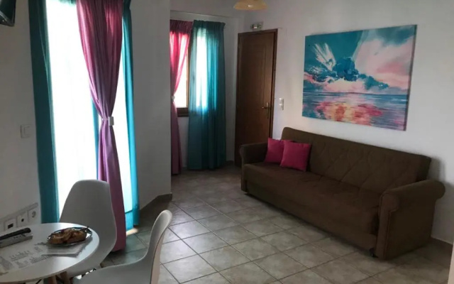 Vrisi Apartments & Villa