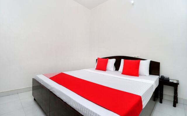 Oyo 27614 Hotel Oscar Inn