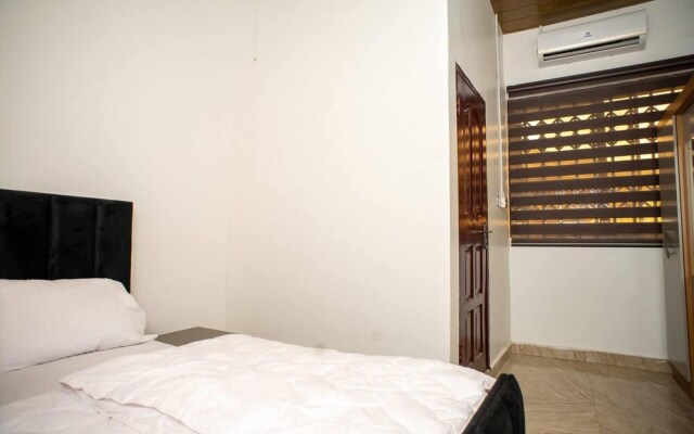 Lovely & Cute Condo - Close to Highway - Parking