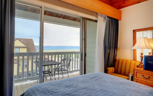 Waves Oceanfront Resort