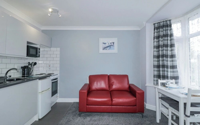 Flat 1A, Big Tree Holiday Flats